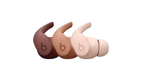 nude beats headphones|Kim Kardashian collabs with Beats by Dr Dre to create nude tone。